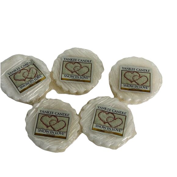 Yankee Candle Snow in Love Wax Melts Lot Of 5 - Picture 1 of 4